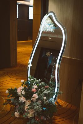 gương decor đám cưới
